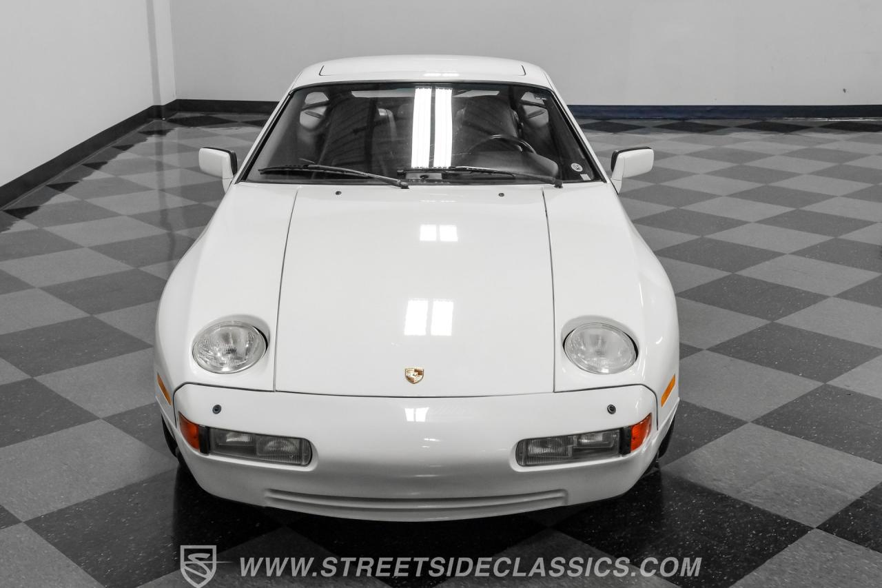 1987 Porsche 928 S4