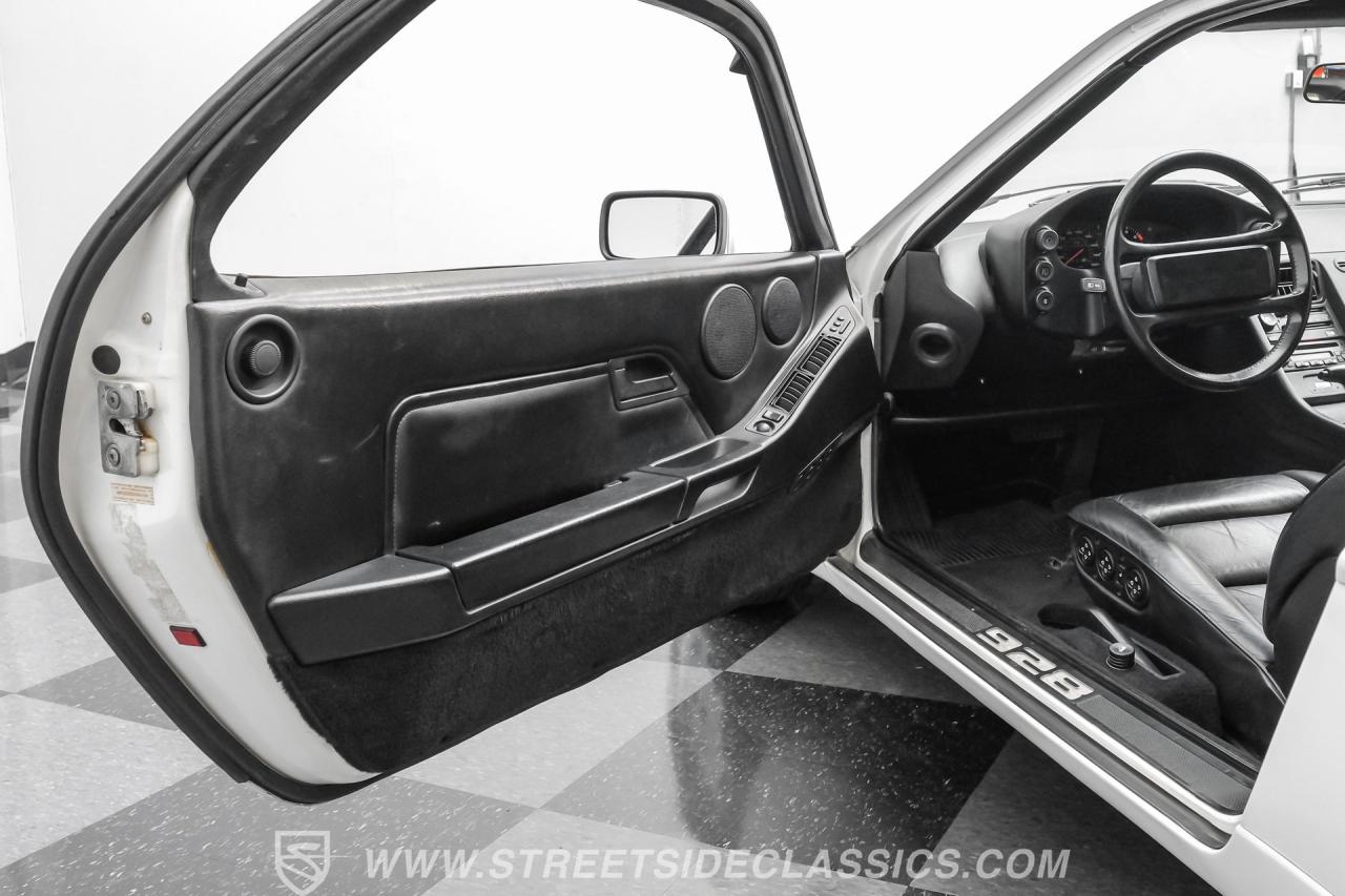 1987 Porsche 928 S4