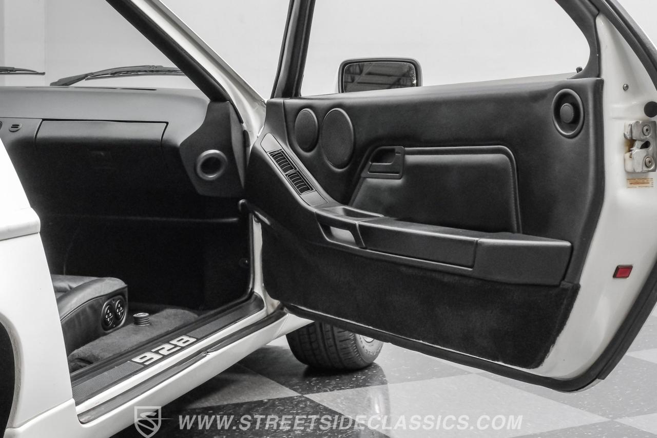1987 Porsche 928 S4