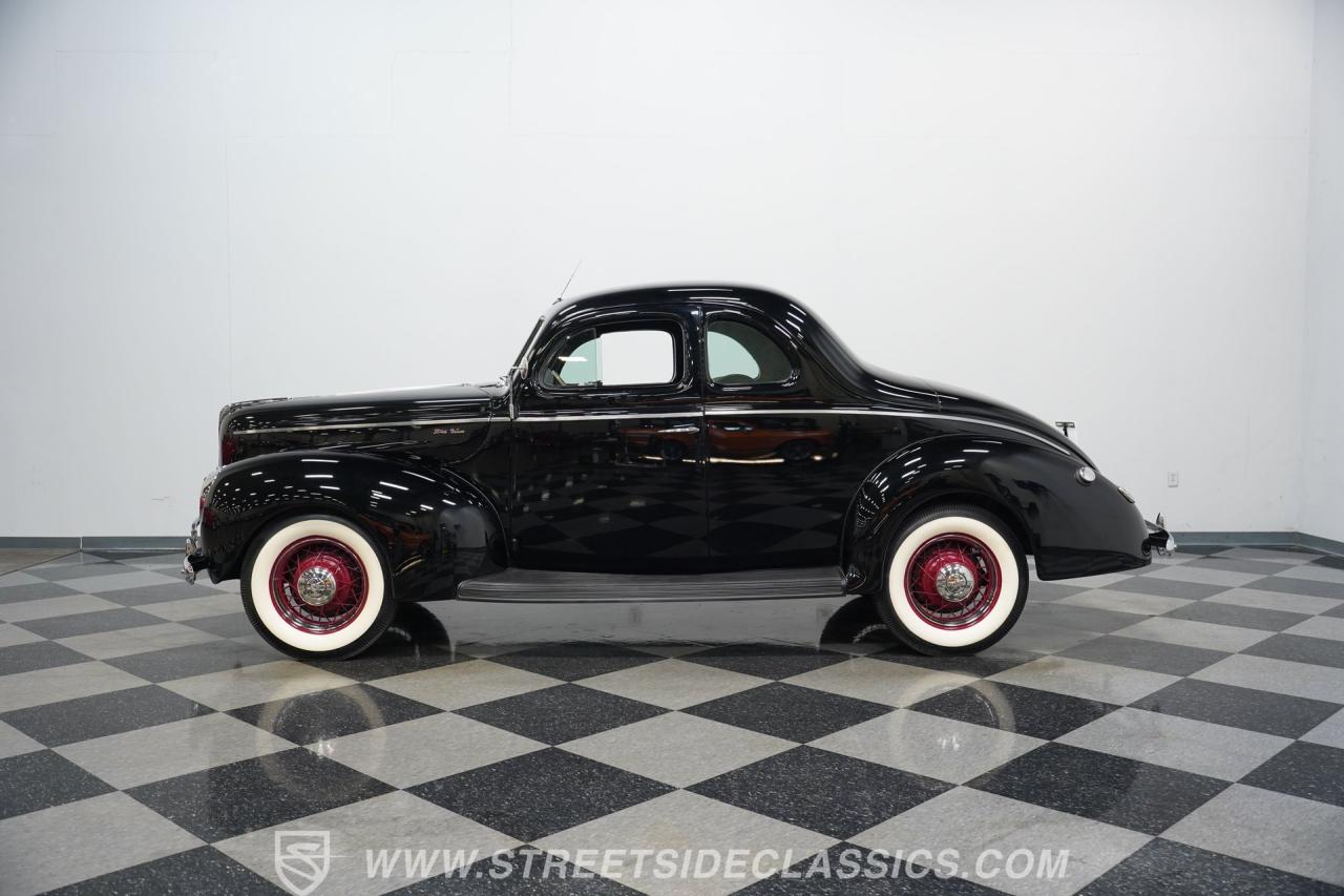 1940 Ford Deluxe 5 Window Coupe