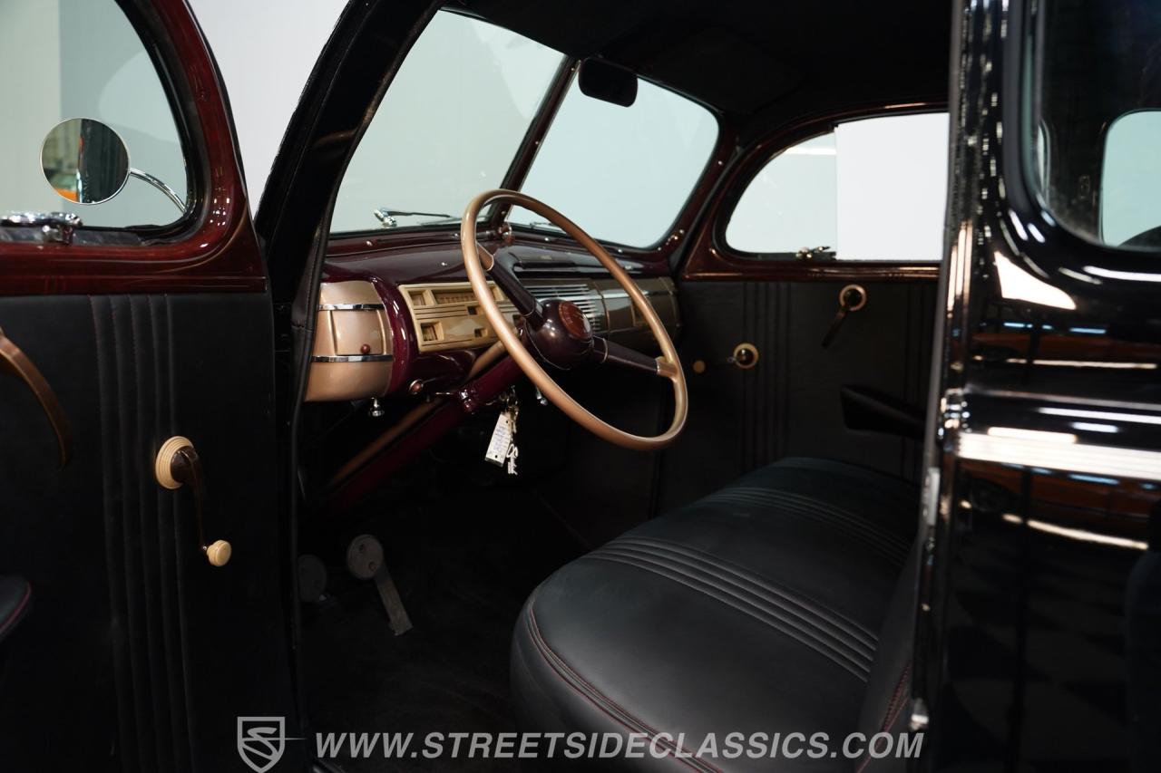 1940 Ford Deluxe 5 Window Coupe