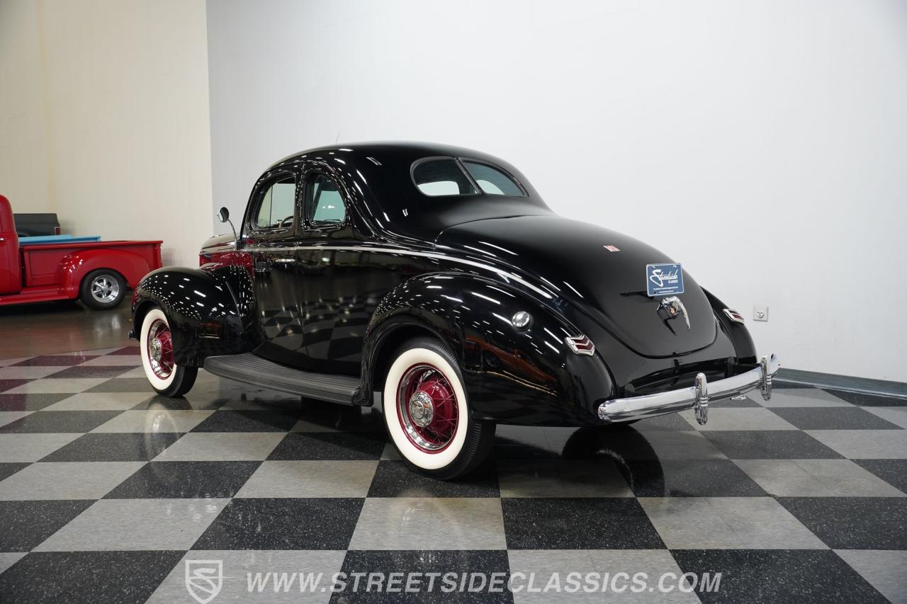 1940 Ford Deluxe 5 Window Coupe