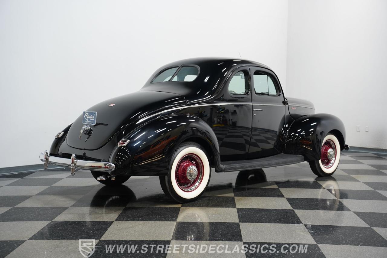 1940 Ford Deluxe 5 Window Coupe