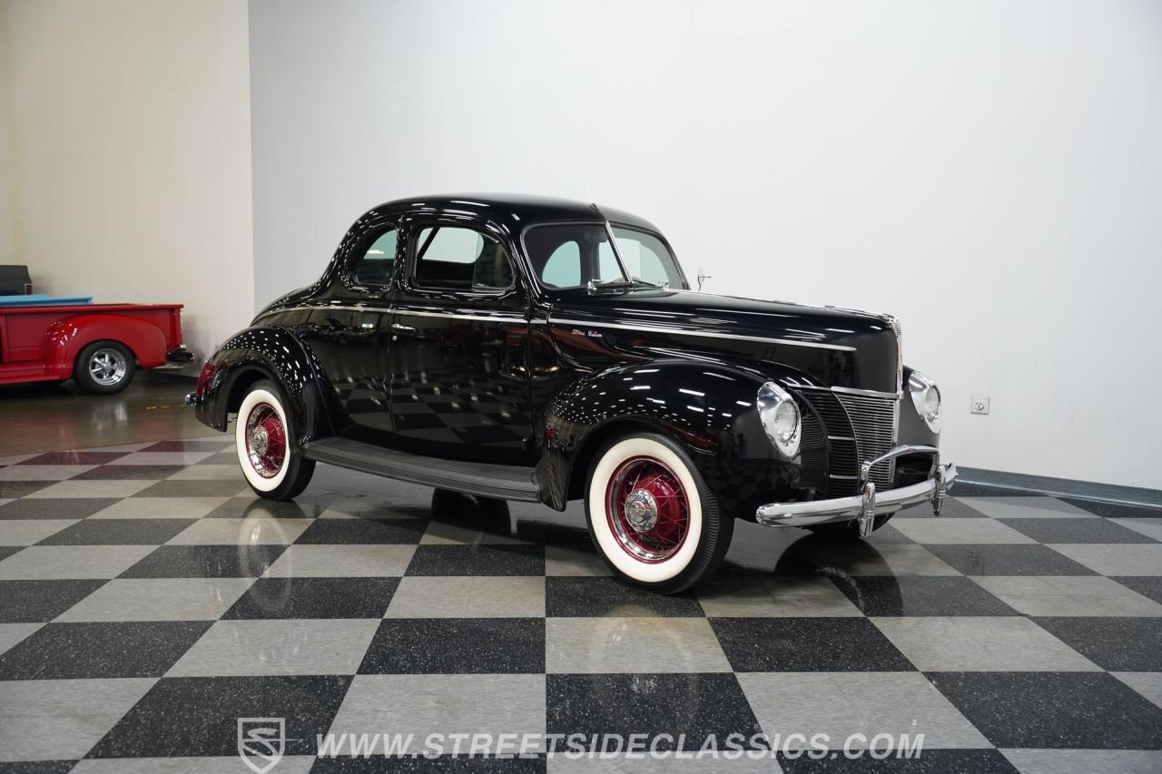 1940 Ford Deluxe 5 Window Coupe