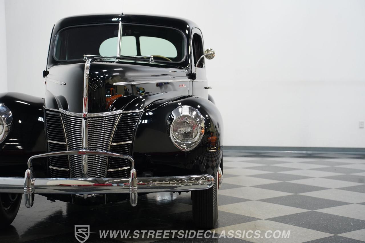 1940 Ford Deluxe 5 Window Coupe