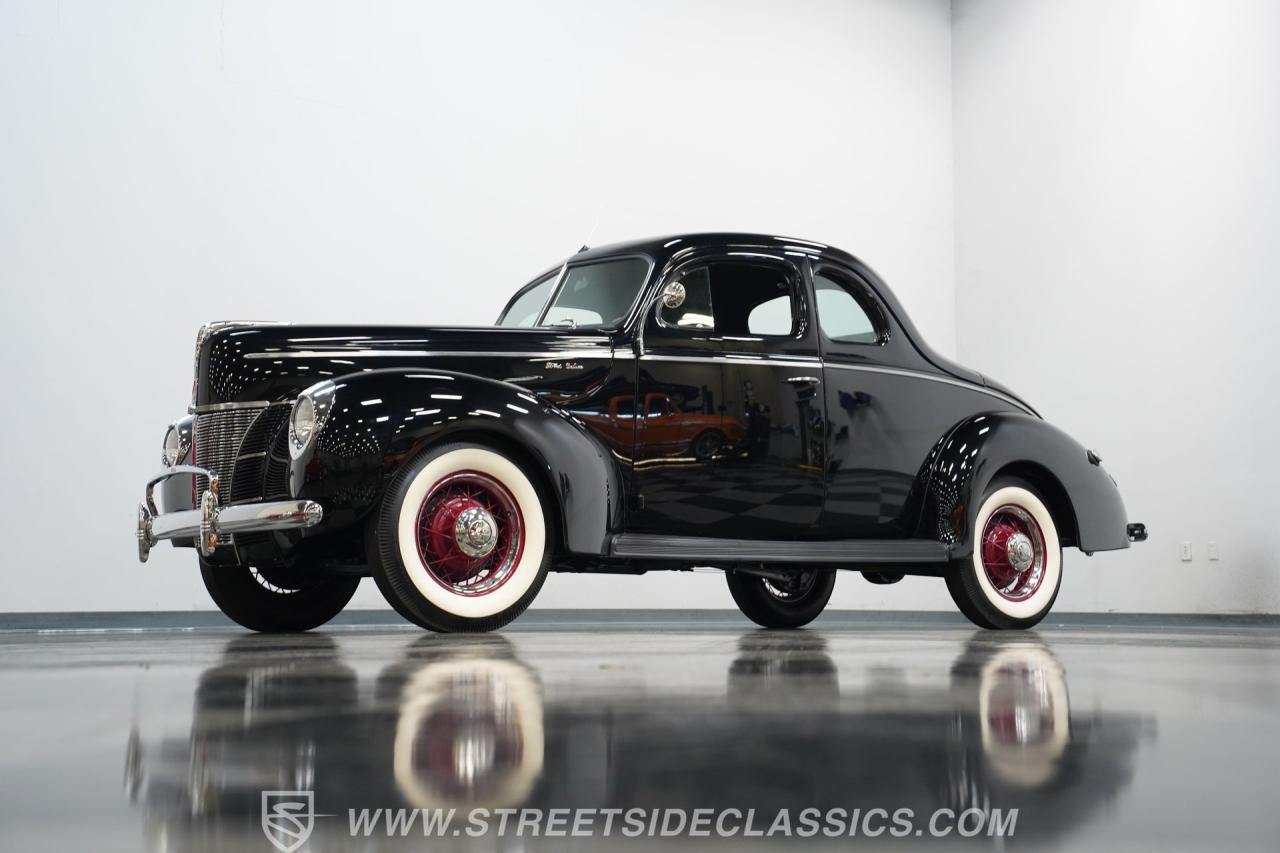 1940 Ford Deluxe 5 Window Coupe