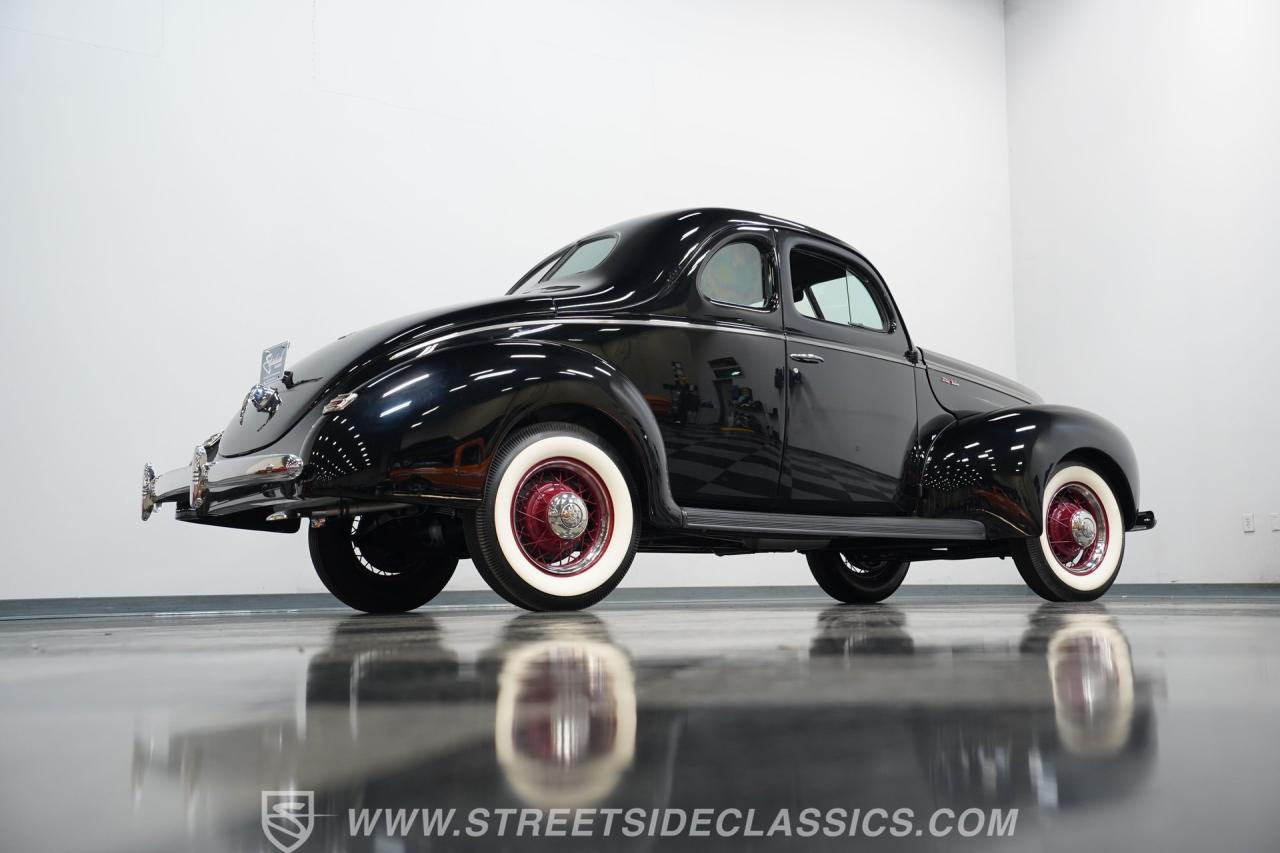 1940 Ford Deluxe 5 Window Coupe