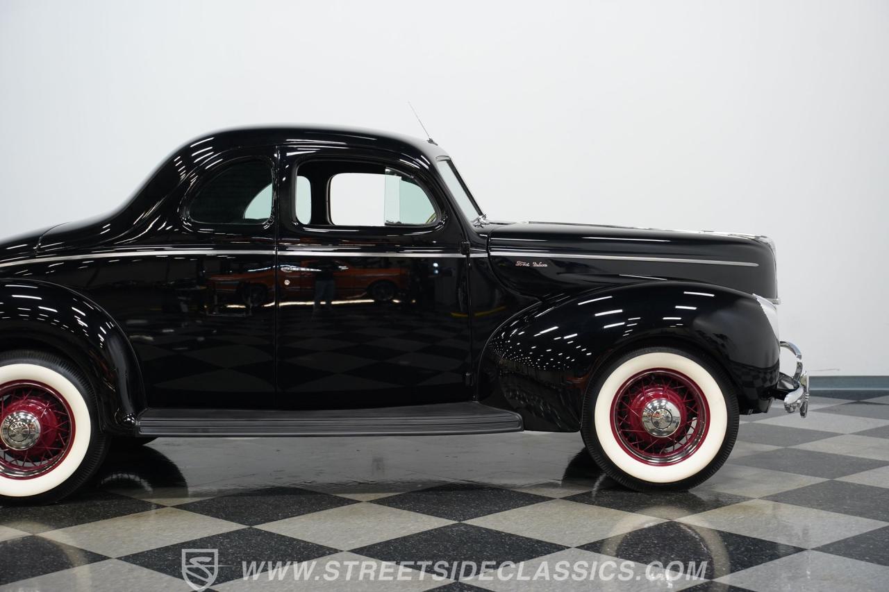 1940 Ford Deluxe 5 Window Coupe