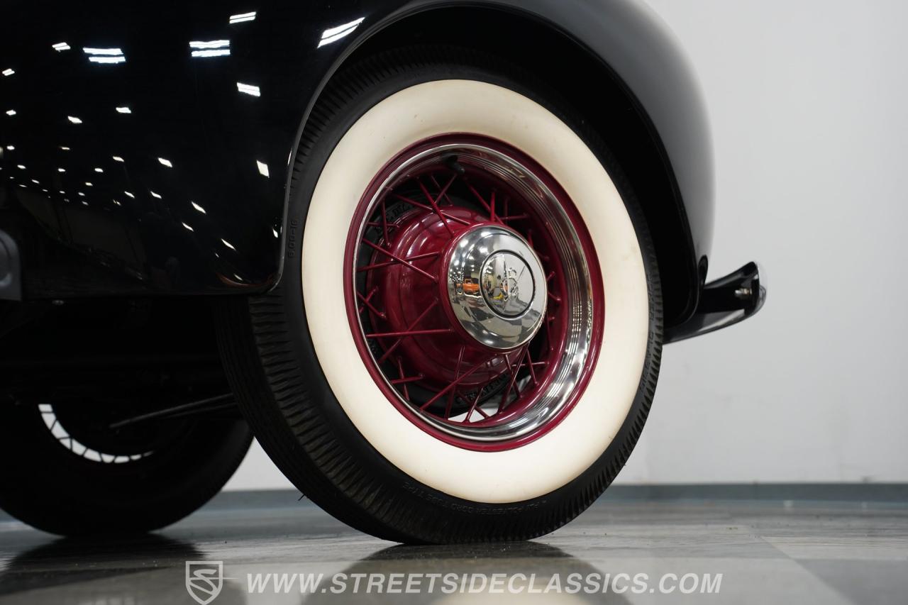 1940 Ford Deluxe 5 Window Coupe