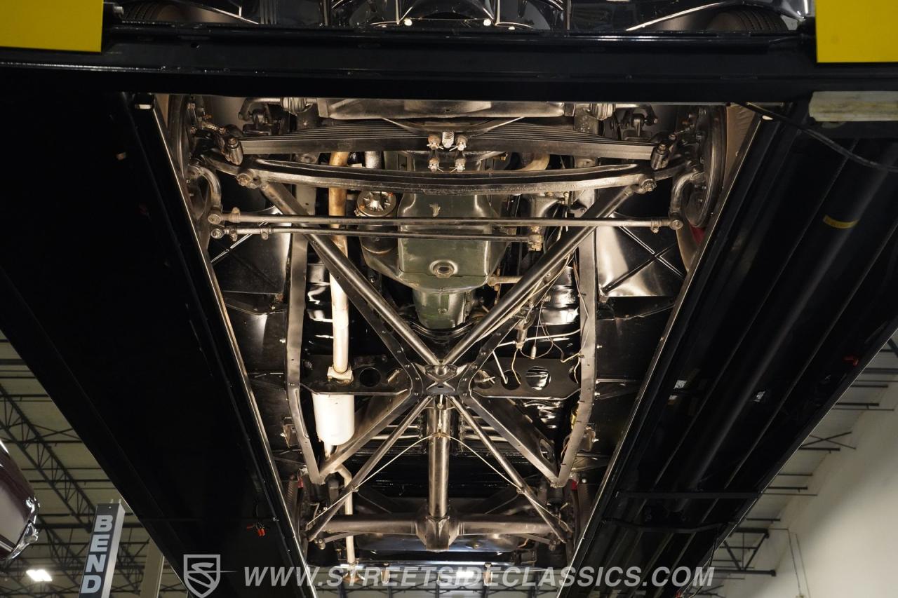 1940 Ford Deluxe 5 Window Coupe