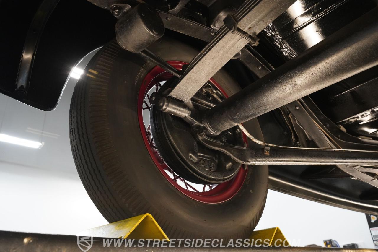 1940 Ford Deluxe 5 Window Coupe