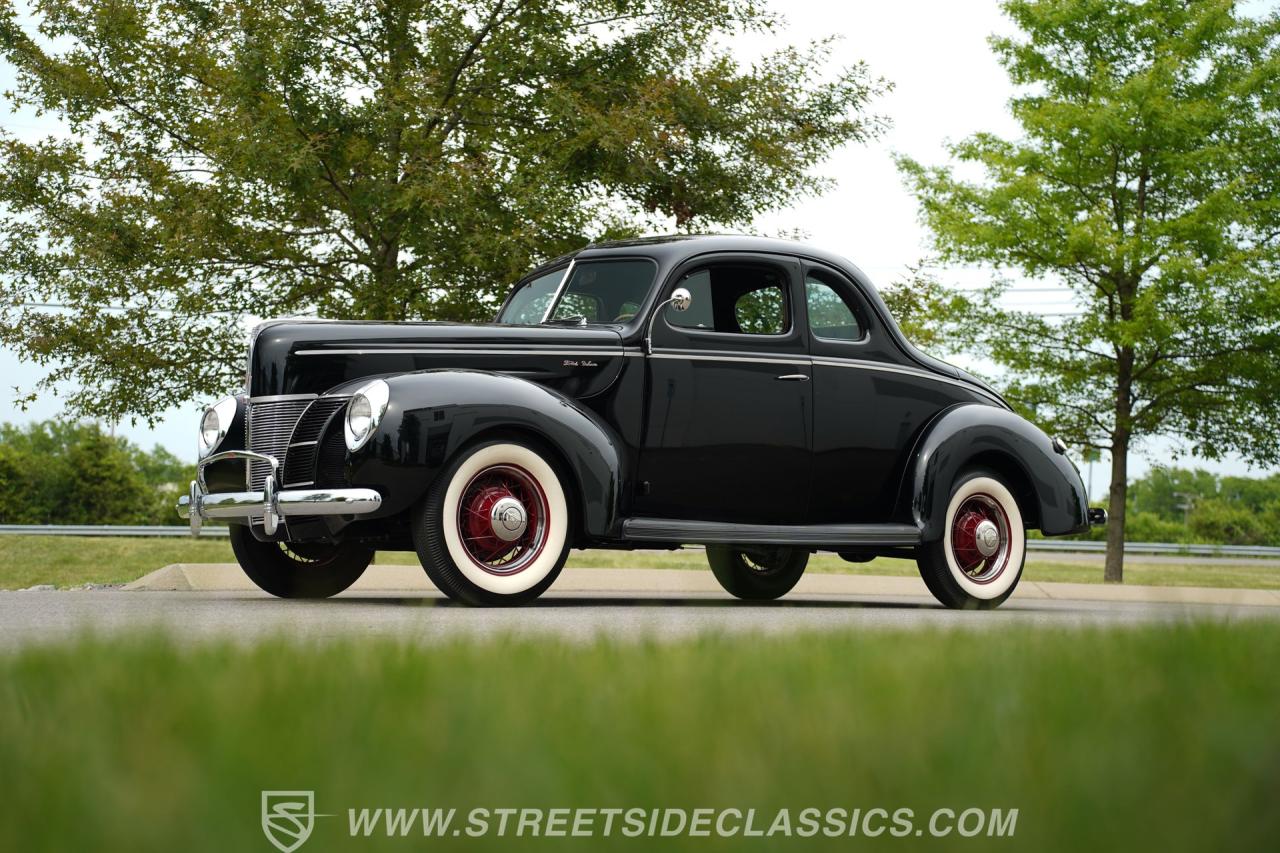 1940 Ford Deluxe 5 Window Coupe