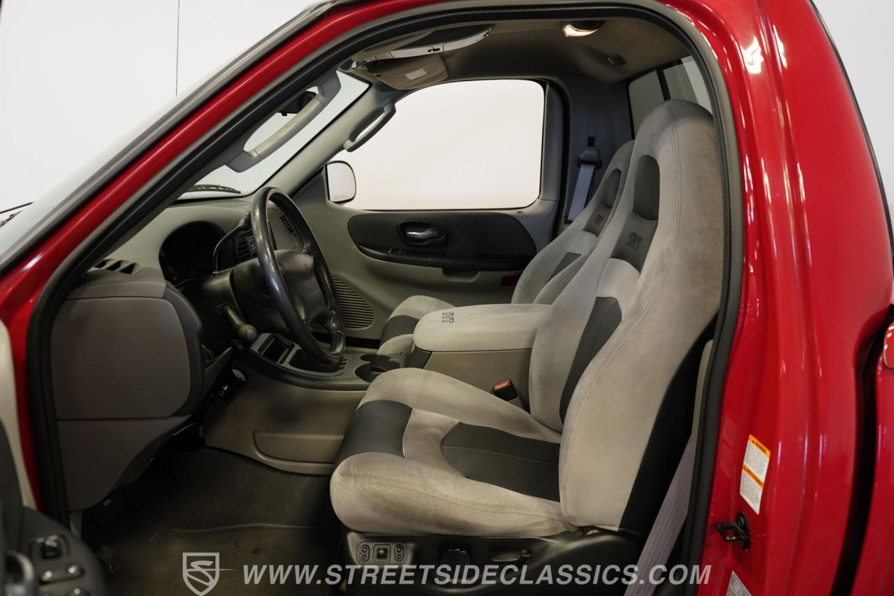 2003 Ford F-150 SVT Lightning