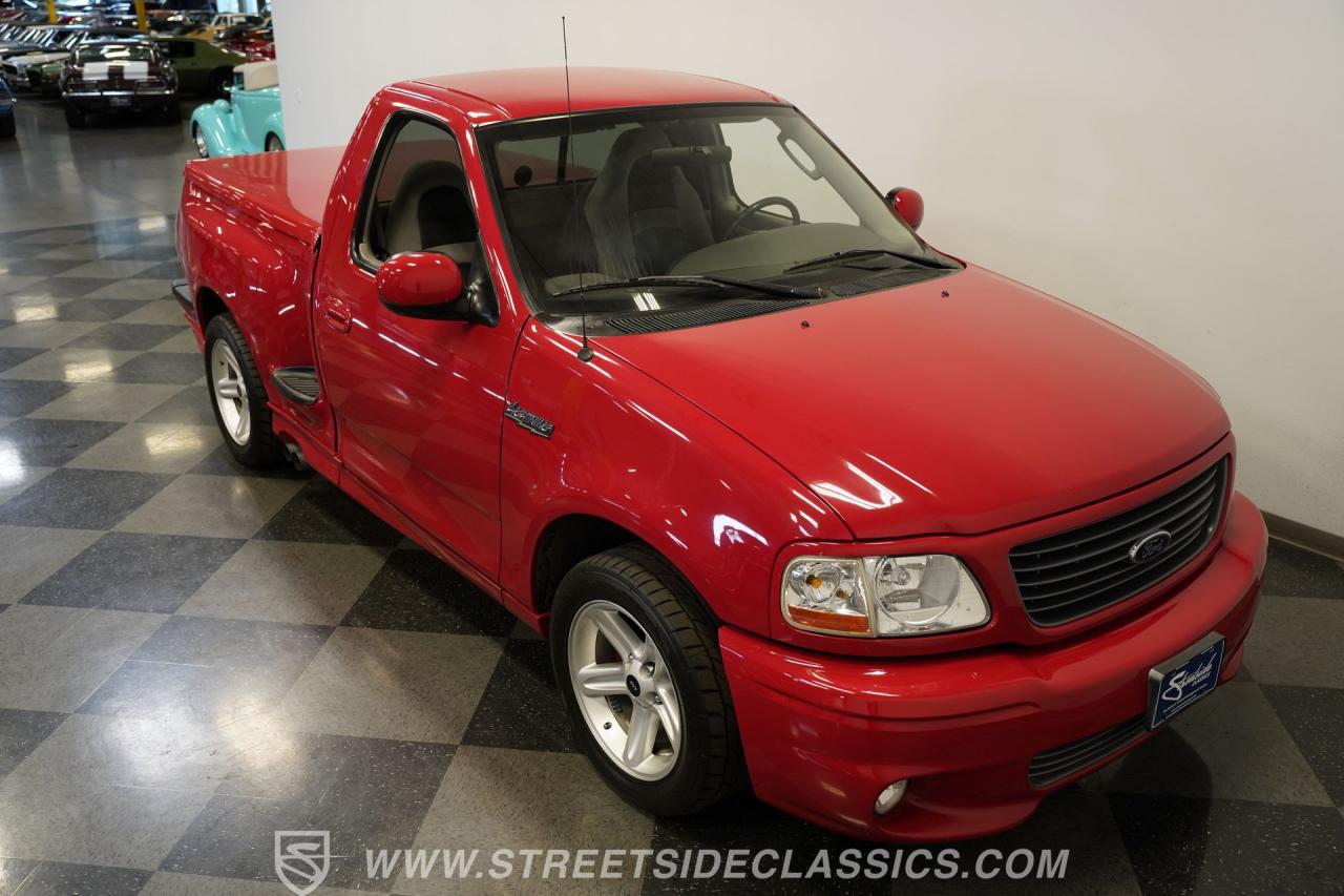 2003 Ford F-150 SVT Lightning