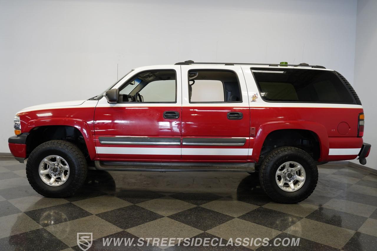 2004 Chevrolet Suburban 2500 4X4