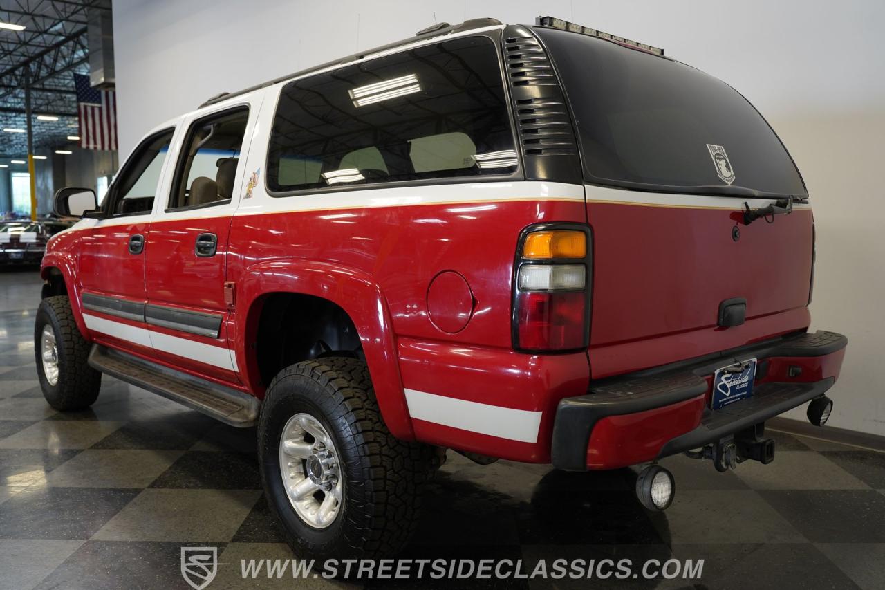 2004 Chevrolet Suburban 2500 4X4