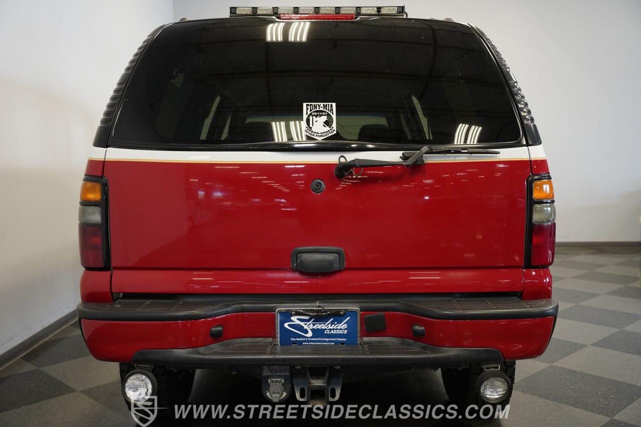 2004 Chevrolet Suburban 2500 4X4