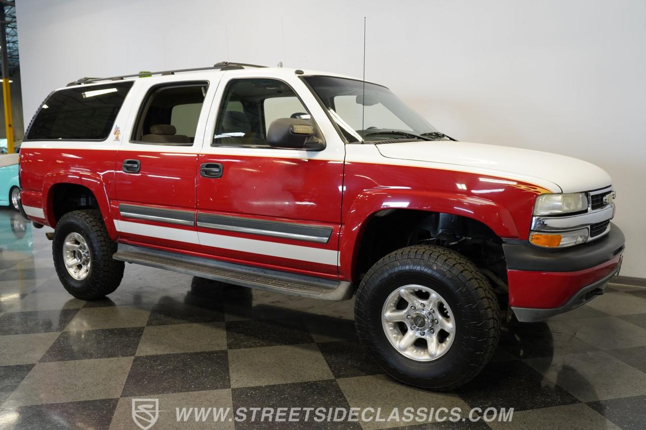 2004 Chevrolet Suburban 2500 4X4