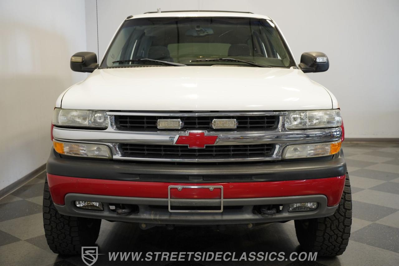 2004 Chevrolet Suburban 2500 4X4
