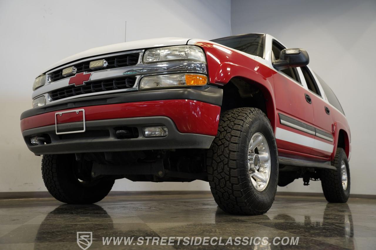 2004 Chevrolet Suburban 2500 4X4