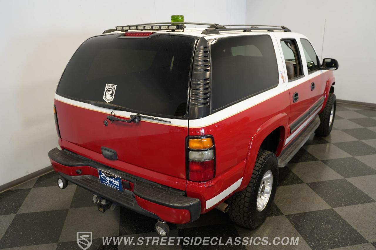 2004 Chevrolet Suburban 2500 4X4