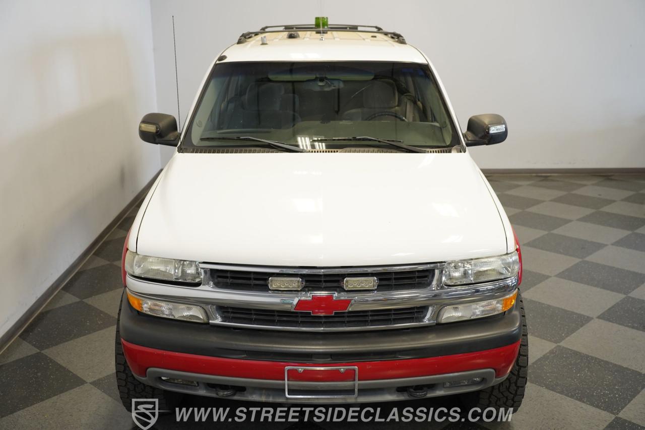 2004 Chevrolet Suburban 2500 4X4