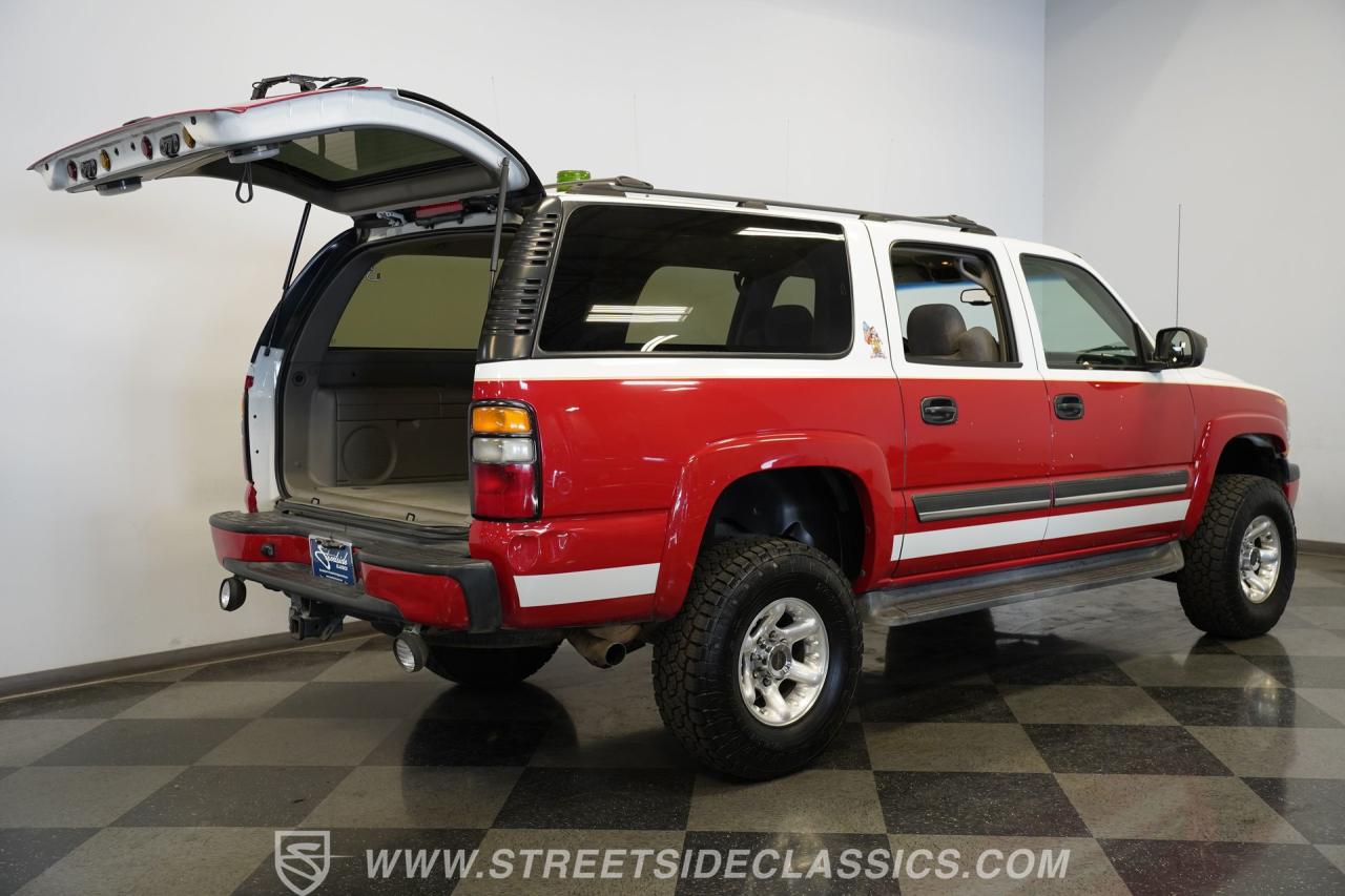 2004 Chevrolet Suburban 2500 4X4