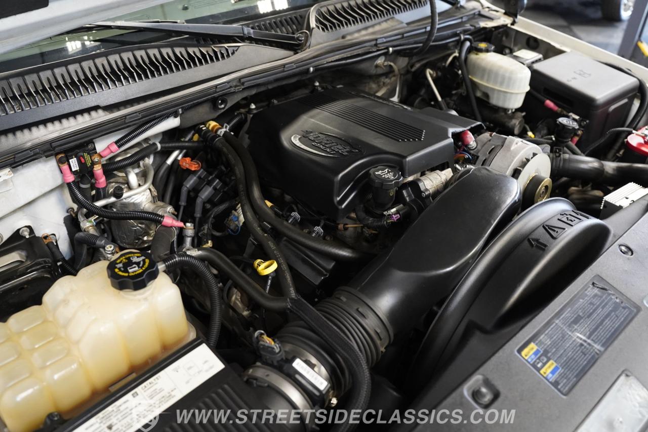2004 Chevrolet 8.1 Suburban
