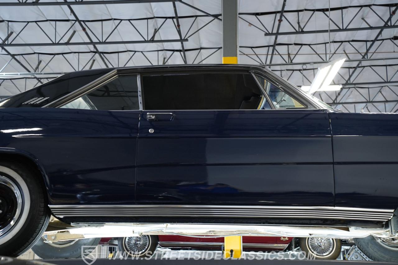 1966 Ford Galaxie 500 Fastback