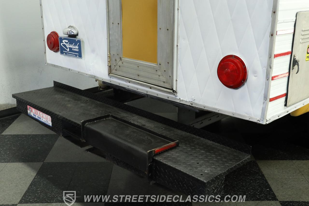 1972 Ford F-250 Camper Special