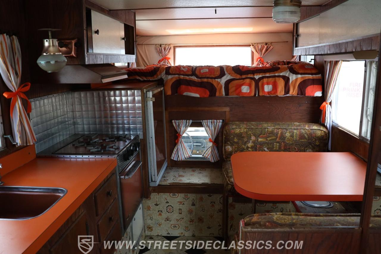 1972 Ford F-250 Camper Special