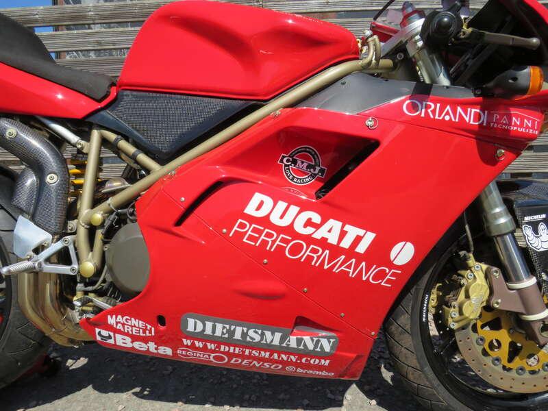 2000 Ducati 916 CARL FOGARTY REPLICA