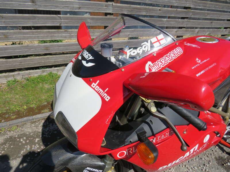 2000 Ducati 916 CARL FOGARTY REPLICA