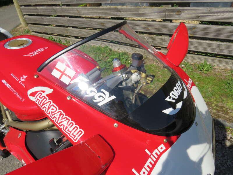 2000 Ducati 916 CARL FOGARTY REPLICA