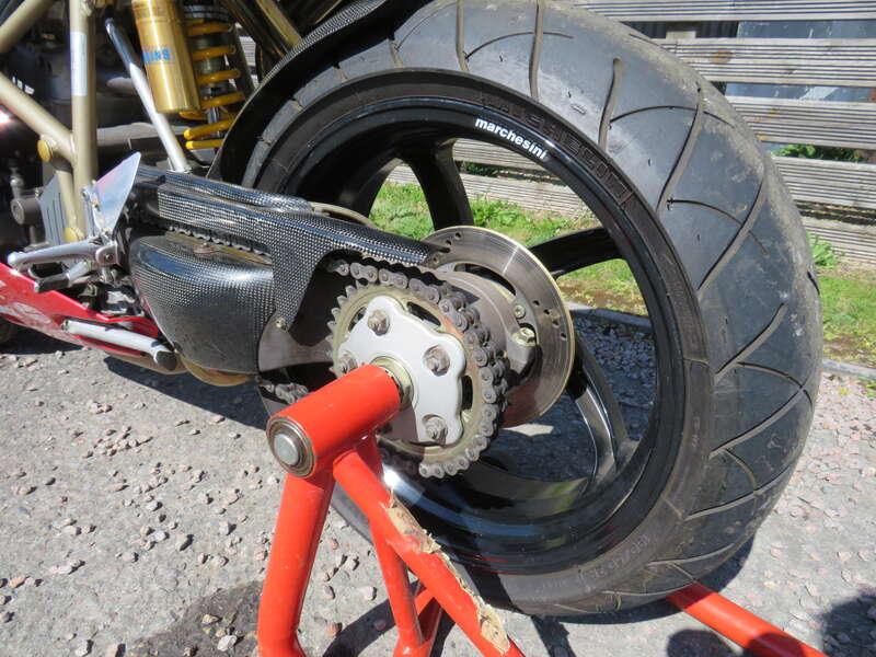 2000 Ducati 916 CARL FOGARTY REPLICA