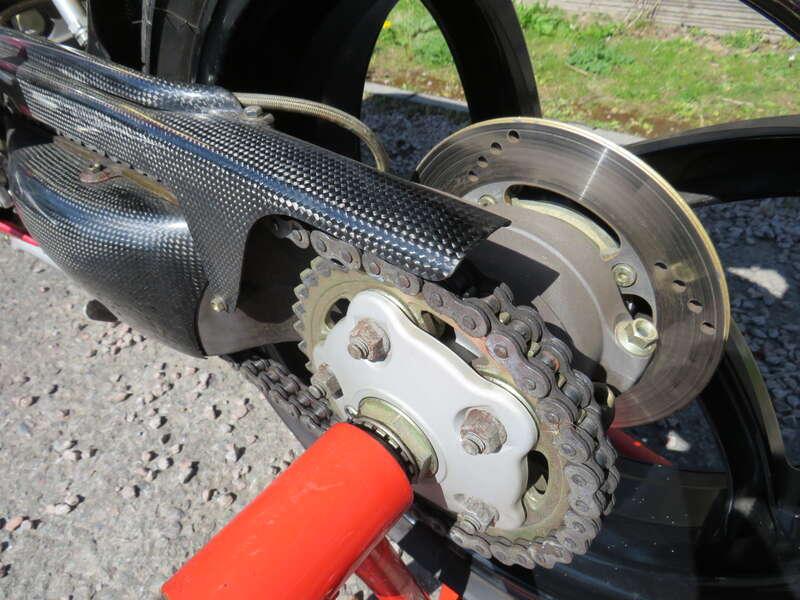 2000 Ducati 916 CARL FOGARTY REPLICA