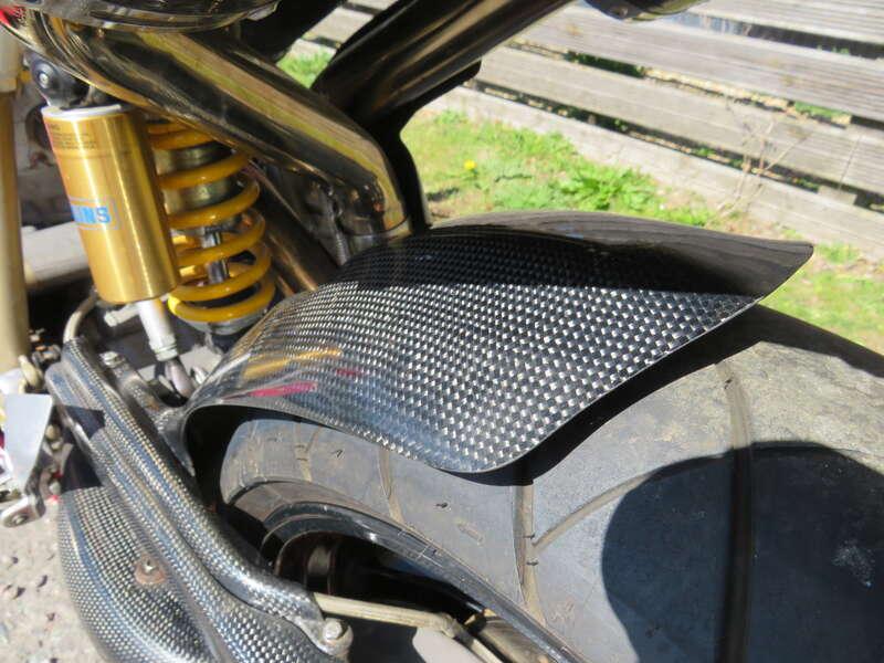 2000 Ducati 916 CARL FOGARTY REPLICA