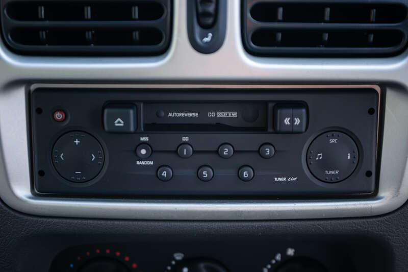 2002 Renault CLIO V6