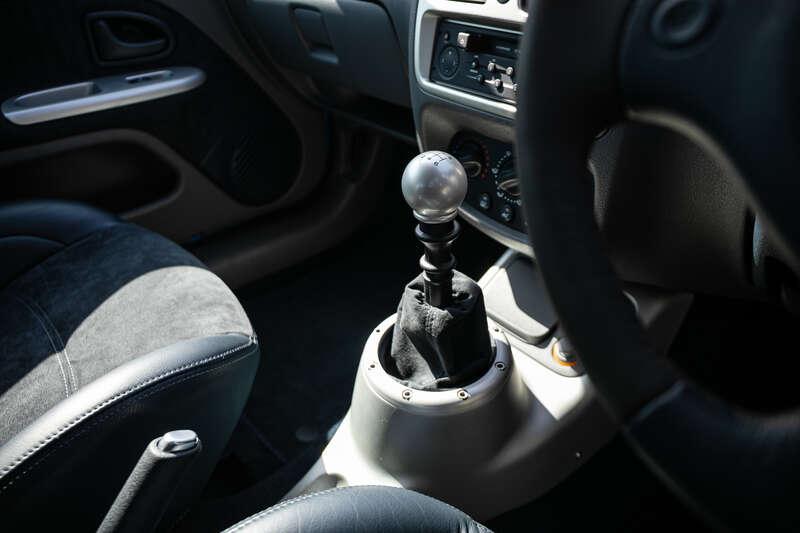 2002 Renault CLIO V6