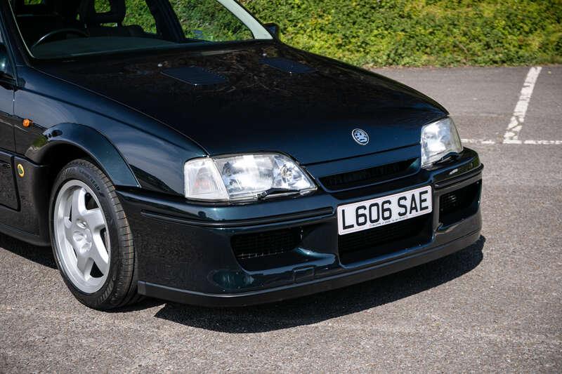 1993 Vauxhall LOTUS CARLTON