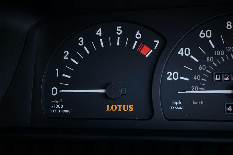 1993 Vauxhall LOTUS CARLTON