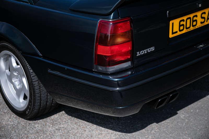 1993 Vauxhall LOTUS CARLTON