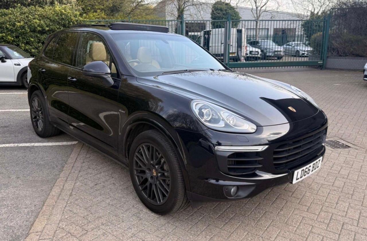 2016 Porsche 3.0 TD V6 Platinum Edition TiptronicS 4WD Euro 6 (s/s) 5dr