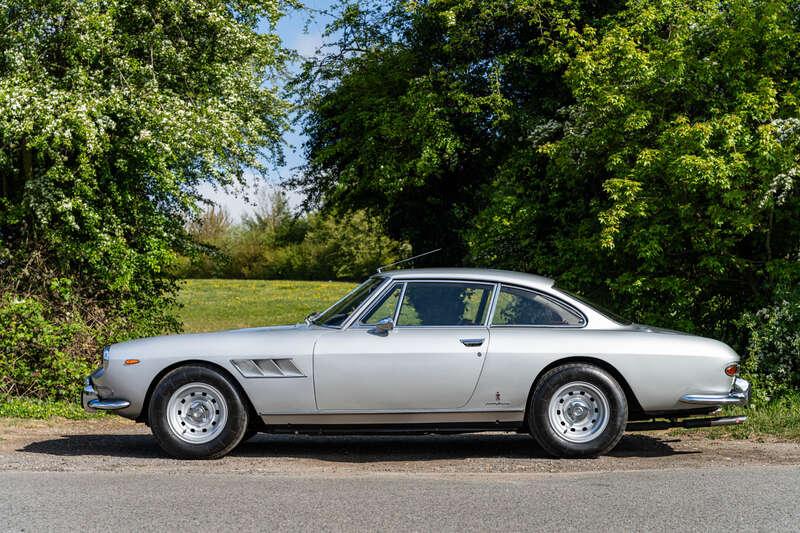 1966 Ferrari 330 GT 2+2 SERIES 2 COUP&Eacute;