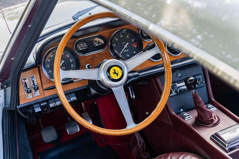 1966 Ferrari 330 GT 2+2 SERIES 2 COUP&Eacute;