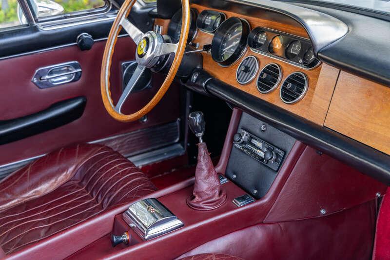 1966 Ferrari 330 GT 2+2 SERIES 2 COUP&Eacute;