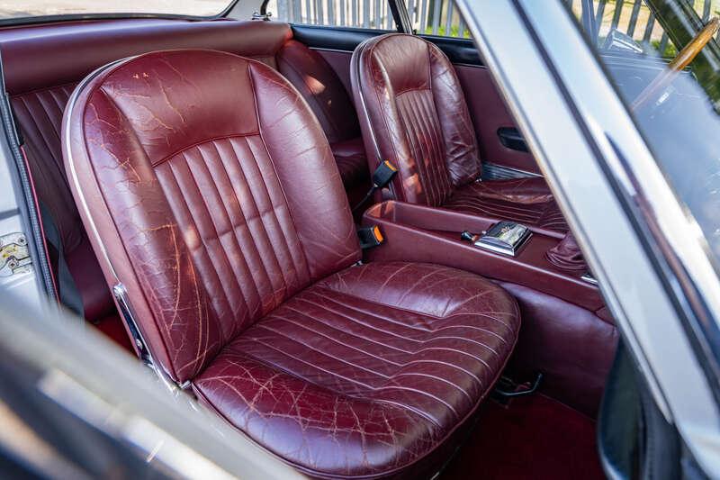 1966 Ferrari 330 GT 2+2 SERIES 2 COUP&Eacute;