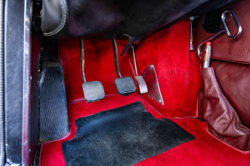 1966 Ferrari 330 GT 2+2 SERIES 2 COUP&Eacute;