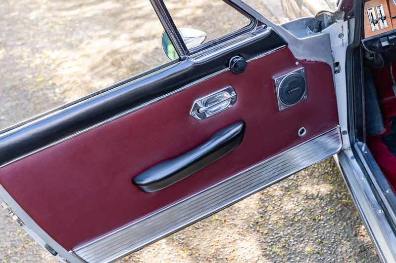 1966 Ferrari 330 GT 2+2 SERIES 2 COUP&Eacute;