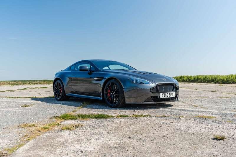 2016 Aston Martin VANTAGE S